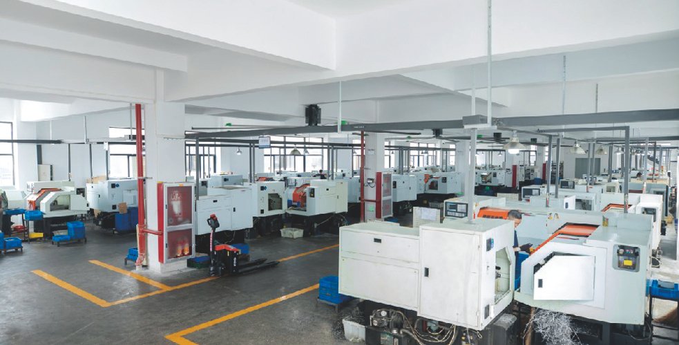 Hongqian OEM ODM CNC factory floor and machining capability